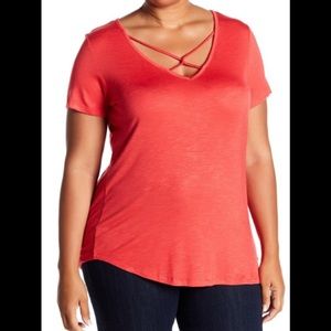 NWT⬇️ PLANET GOLD TOP